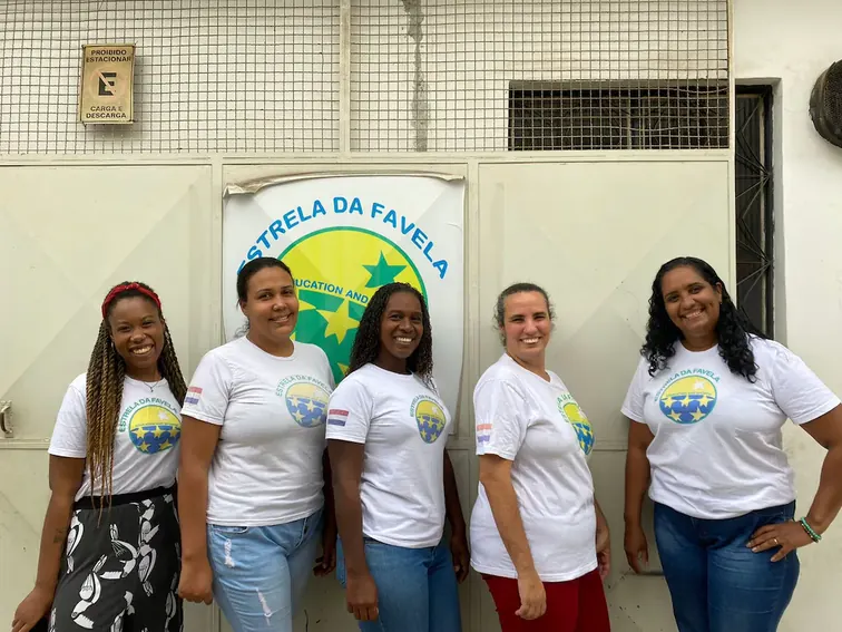 Een foto van het Estrela da Favela team