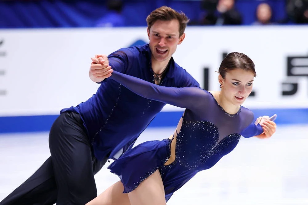 Michel Tsiba en Daria Danilova schreven afgelopen winter in Milaan geschiedenis als eerste Nederlandse kunstschaatspaar op de olympische spelen.